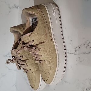 Nike Air Force 1 Sage Lows